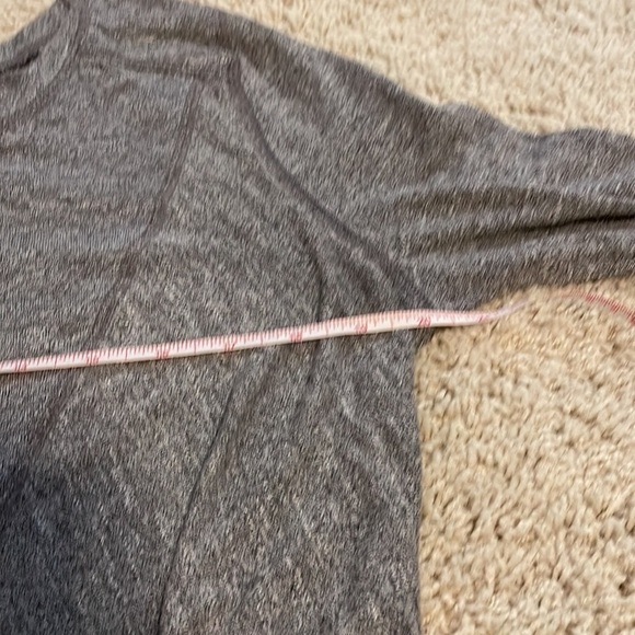 Zella L charcoal gray long sleeve top with twist bottom - Picture 9 of 10